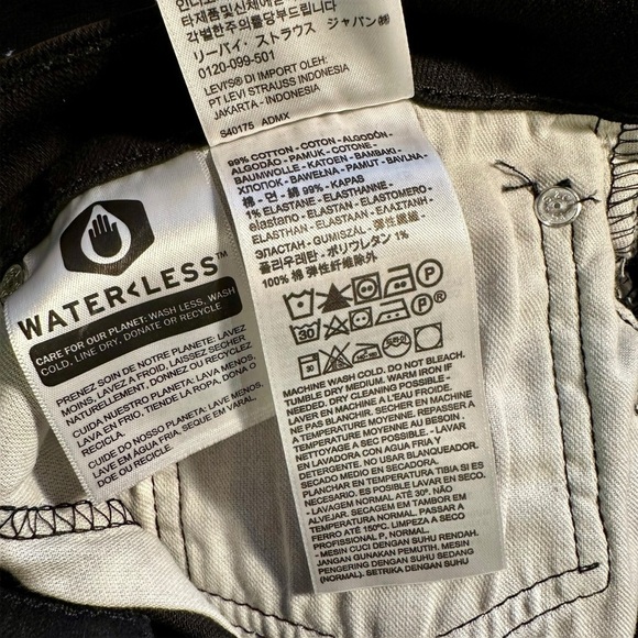 NWOT Levi Strauss ‘559’ Relaxed Straight Leg Men’s Jeans in Black Size W42 X L32 - Picture 3 of 13